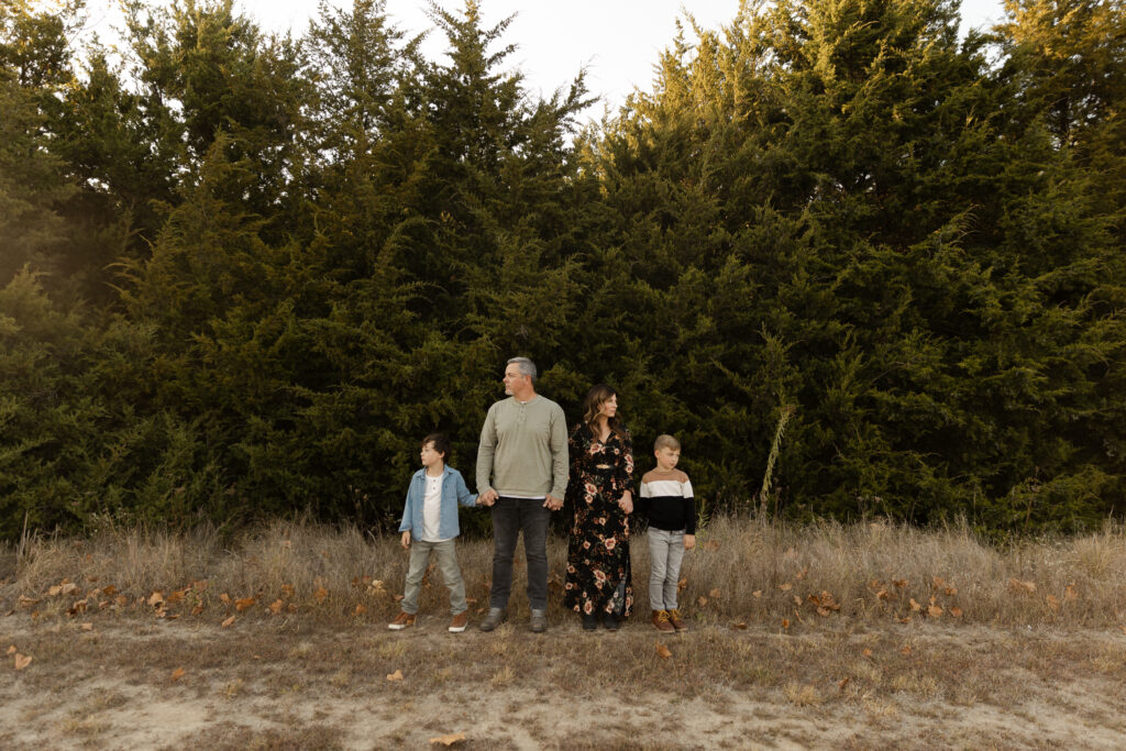 Fall Family Photos at Weston Bend State Park - a Kansas City Missouri photo location.