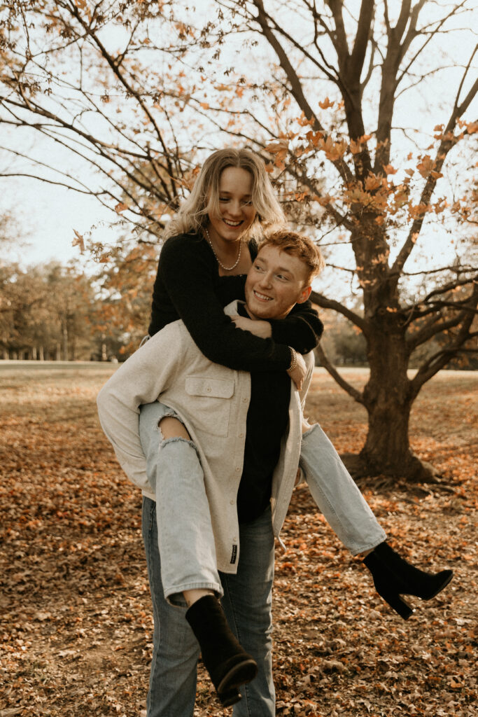 Loose Park Kansas City Engagement Photo Session in the Fall. 